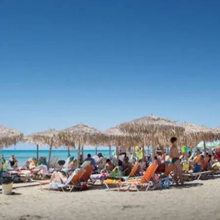 De Lux N1 30M From Sea *