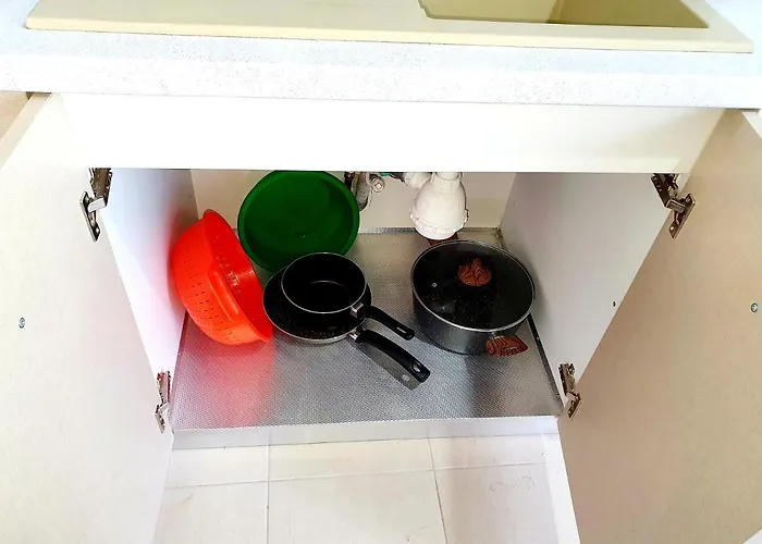 De Lux N1 30M From Sea