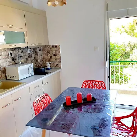 Apartman De Lux N1 30m From Sea